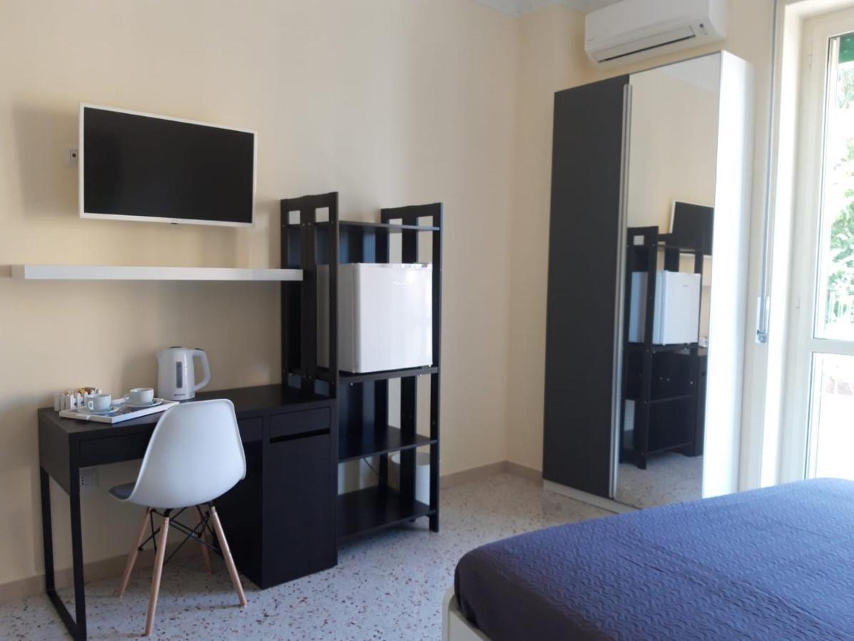Casa Umberto Bed & Breakfast Salerno Exterior photo